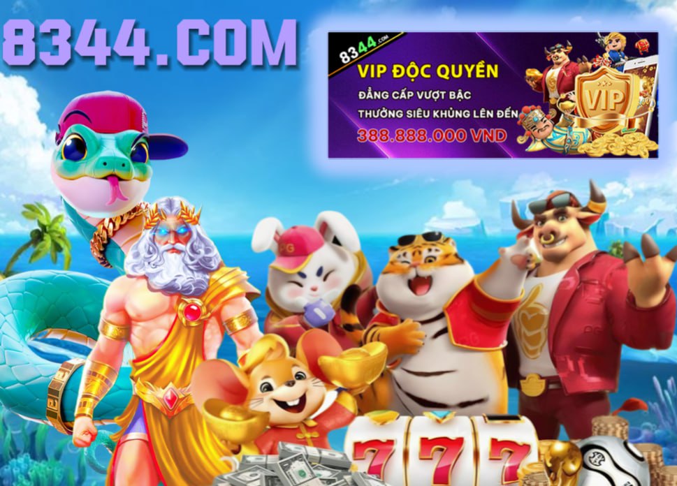 Hình ảnh quảng cáo của hot789 hiển thị nền tảng và các lợi ích